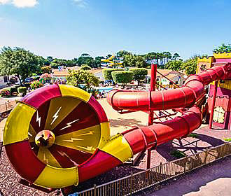 Camping les Ecureuils water slides