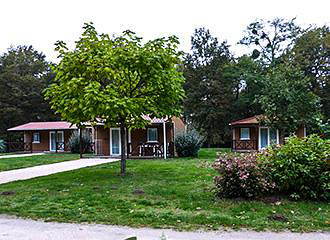 Camping du Cosson chalets
