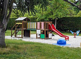 Camping Hortus le Jardin de Sully playground