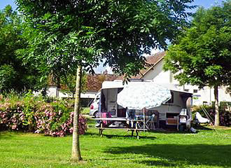 Camping le Port caravan pitches