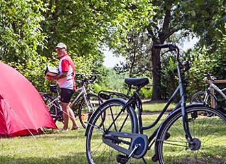 Camping les Ilots de St Val tent pitches