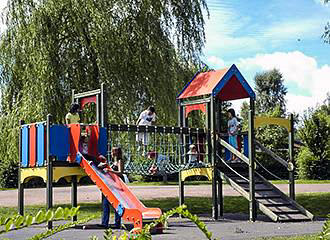 Camping de l'Etang de Fouche playground