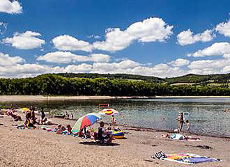 Camping Lac de Panthier beach