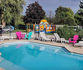 Camping du Pasquier swimming pool