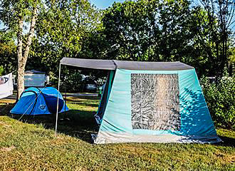 Camping du Val de Bonnal tent pitches