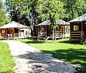 Camping Les 3 Ours chalets