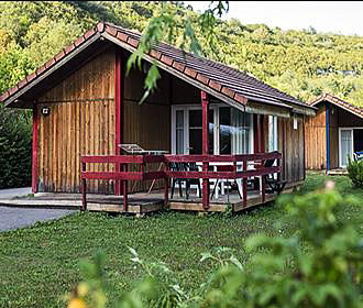 Camping Surchauffant chalets