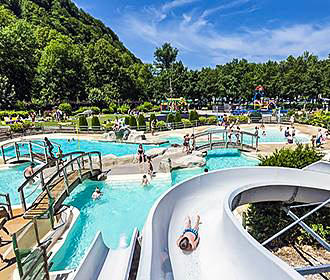 Domaine de Chalain Campsite swimming complex