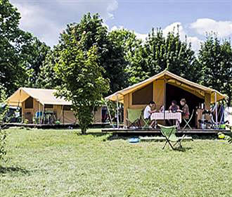 Camping Huttopia la Plage Blanche tent rental