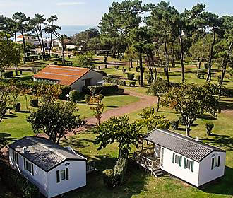 Camping le Puits de l'Auture mobile homes