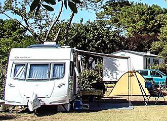 Camping le Puits de l'Auture caravan pitches