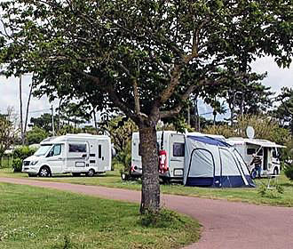 Camping le Puits de l'Auture RV pitches