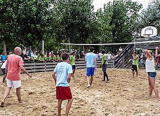 Le Fief Melin Campsite sports court