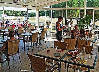 Le Logis du Breuil Campsite restaurant