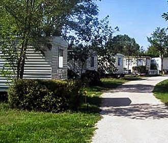 Twin Lakes Campsite mobile homes
