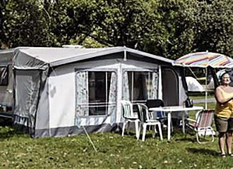 Camping du Lac de Miel caravan pitches