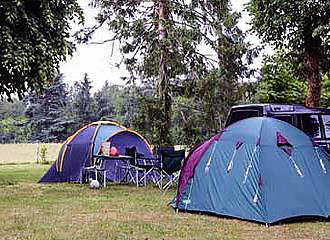 Chateau de Leychoisier tent pitches