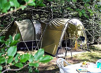 Camping Champ de la Chapelle tent pitches