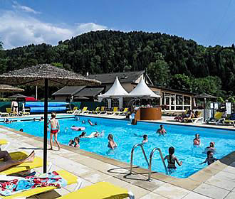 Camping le Moulin de Serre swimming pool