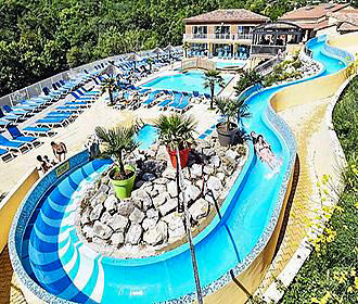 Camping Les Bois du Chatelas water slide