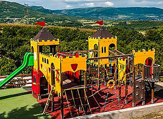 Camping le Merle Roux playground
