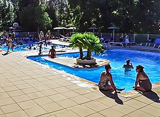 Camping les Ramieres swimming pools