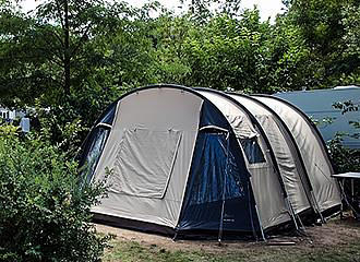 Lac Cormoranche Campsite tent pitches