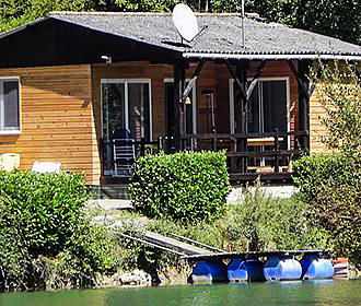 Camping Les 2 Lacs chalets