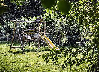 Camping de Thuries playground