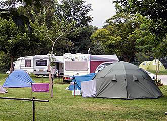 Camping Les Eychecadous tent pitches