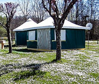 Camping Les Eychecadous tent rental