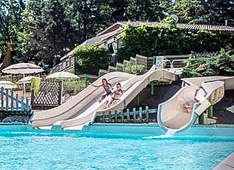 Camping Les Pins water slides