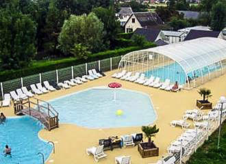 Le Royon Campsite swimming pool