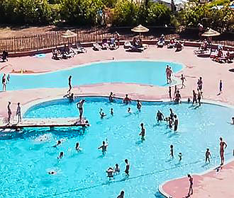 Camping Lac du Salagou swimming pools