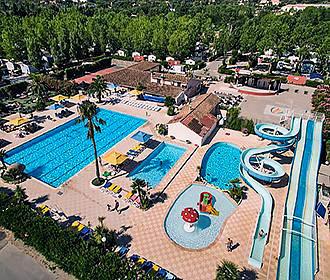 Sandaya Camping Riviera d'Azur swimming complex
