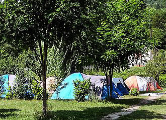 Camping La Ribiere tent pitches