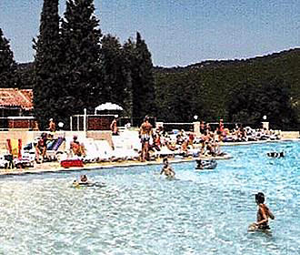 Camping Manjastre swimming pool