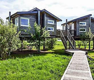 Camping des Etangs Risle-Seine chalets