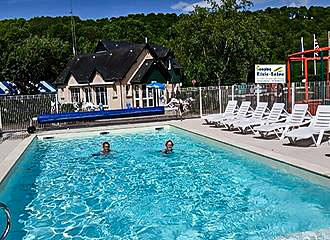 Camping des Etangs Risle-Seine swimming pool