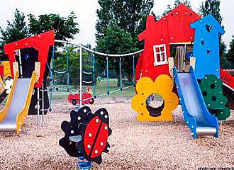 Le Domaine de Marcilly playground