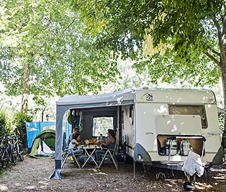 Camping de Paris pitches