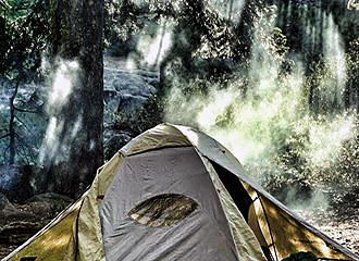 Camping Les Pres Campsite tent