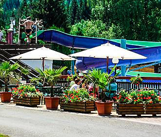 Camping les Deux Ballons swimming pool