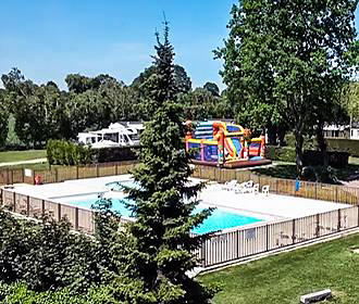 Camping L'Oree de Deauville swimming pool