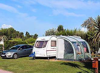 Camping le Cormoran caravan pitches