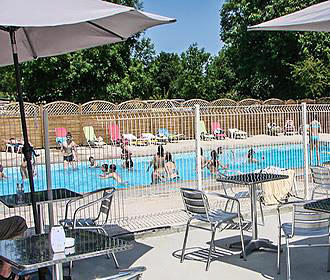 Camping Reine Mathilde swimming pool