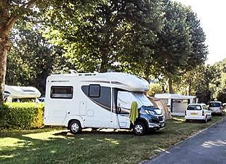 Camping Chateaubriand RV pitches