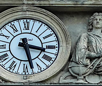 Gare Denfert-Rochereau historical railway clock