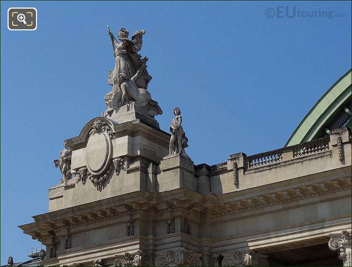 Stone staues over main entrance of Grand Palais