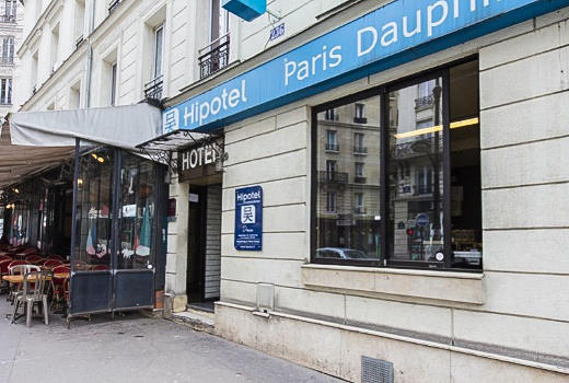 Hipotel Paris Gambetta Republique facade